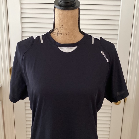 Sugoi Cycling Shirt. Large - Picture 6 of 11